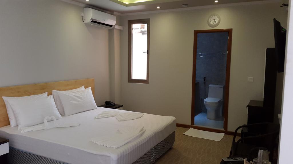White Sand Lodge Maafushi Ngoại thất bức ảnh