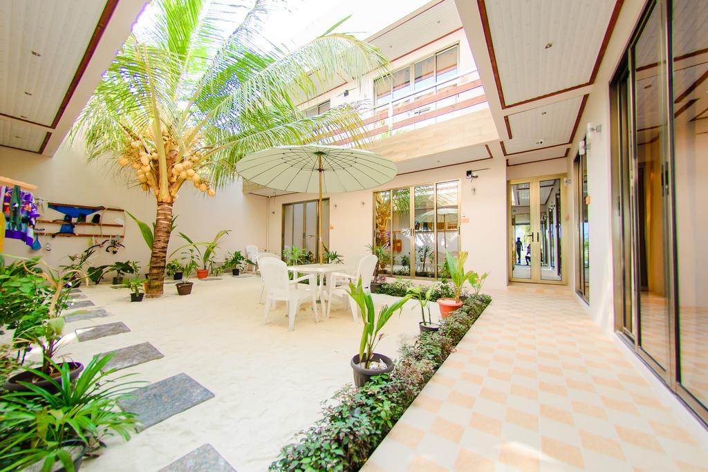 White Sand Lodge Maafushi Ngoại thất bức ảnh